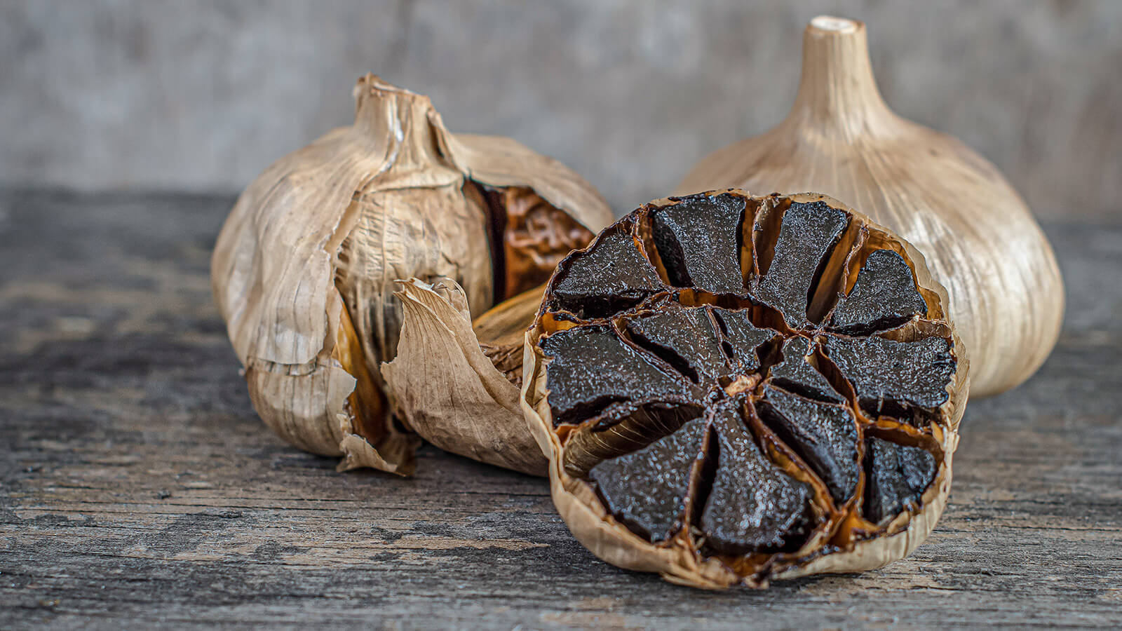 Quercetinul, un puternic agent antitumoral natural